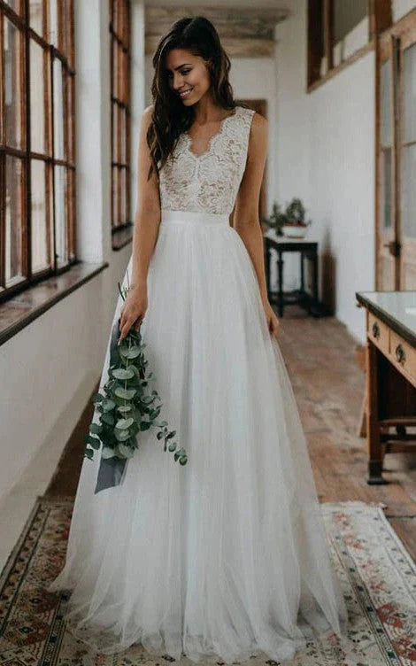 Vestido de novia sin mangas con escote festoneado y encaje en forma de A